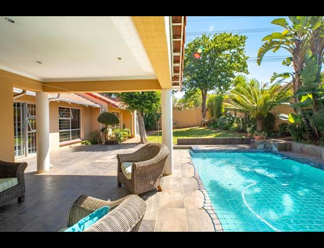 3 BEDROOM PROPERTY TO RENT IN HURLINGHAM MANOR